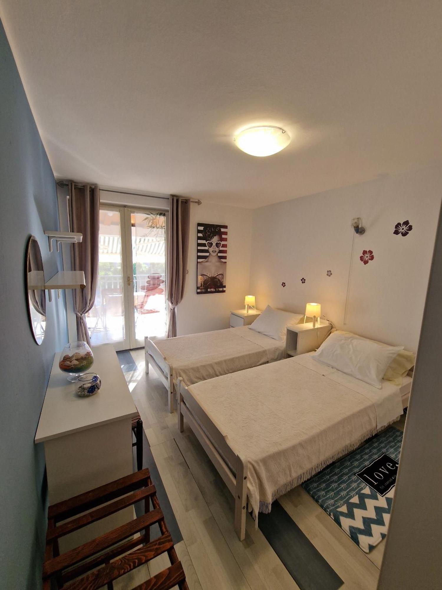 Apartments And Rooms By The Sea Rovinj - 19183 Eksteriør billede